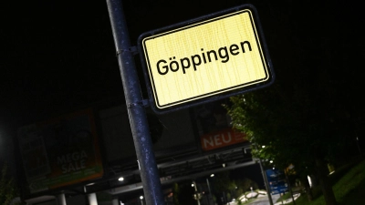 Mit dem Vorfall habe das 19. Göppinger Weinfest aber nichts zu tun, erklärte der Göppinger OB. Das Fest soll weitergehen. (Foto aktuell) (Foto: Marius Bulling/dpa)