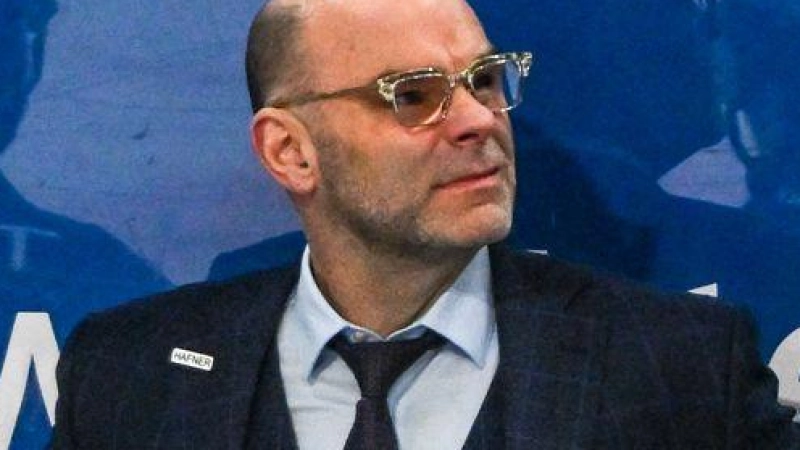 Trainer Craig Woodcroft hofft wie der Verein auf eine schnelle Genesung von Kukuk. (Archivbild) (Foto: Armin Weigel/dpa)
