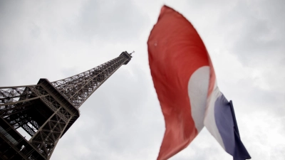 Dauerkrise in Frankreich: Das Land findet nicht zur Ruhe. (Symbolfoto)  (Foto: picture alliance / Kay Nietfeld/dpa)