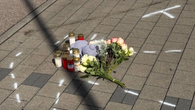 Die Anteilnahme war groß nach dem Tod des 12-Jährigen.  (Archivbild) (Foto: Marijan Murat/dpa)
