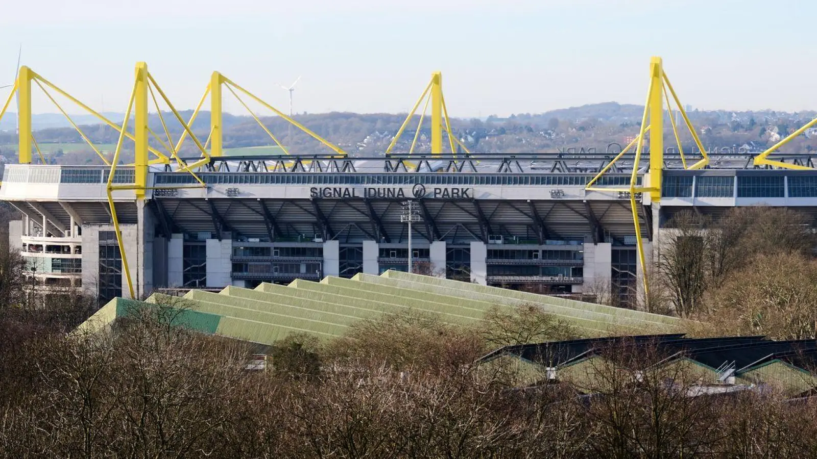 In Dortmund trifft am Samstagabend der BVB auf den FC Bayern. (Archivbild) (Foto: Bernd Thissen/dpa)