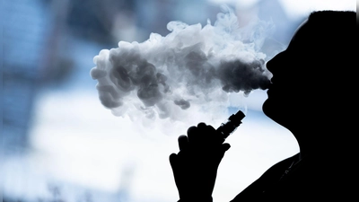Vaping ist ein Massenphänomen geworden in Deutschland. (Symbolbild) (Foto: Silas Stein/dpa)