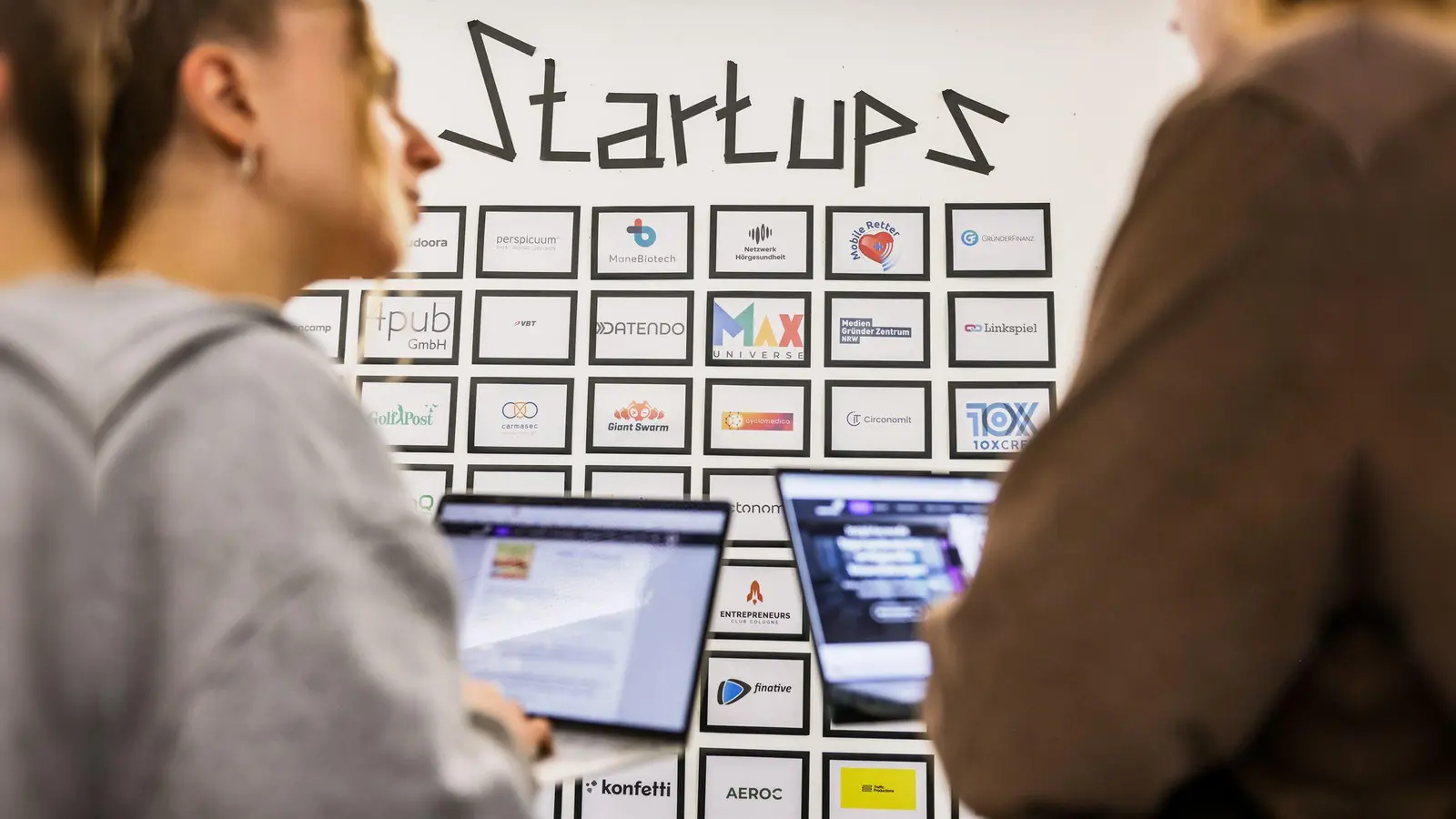 Viel Unsicherheit: Die Konjunkturflaute erfasst auch Start-ups. (Archivbild) (Foto: Oliver Berg/dpa)