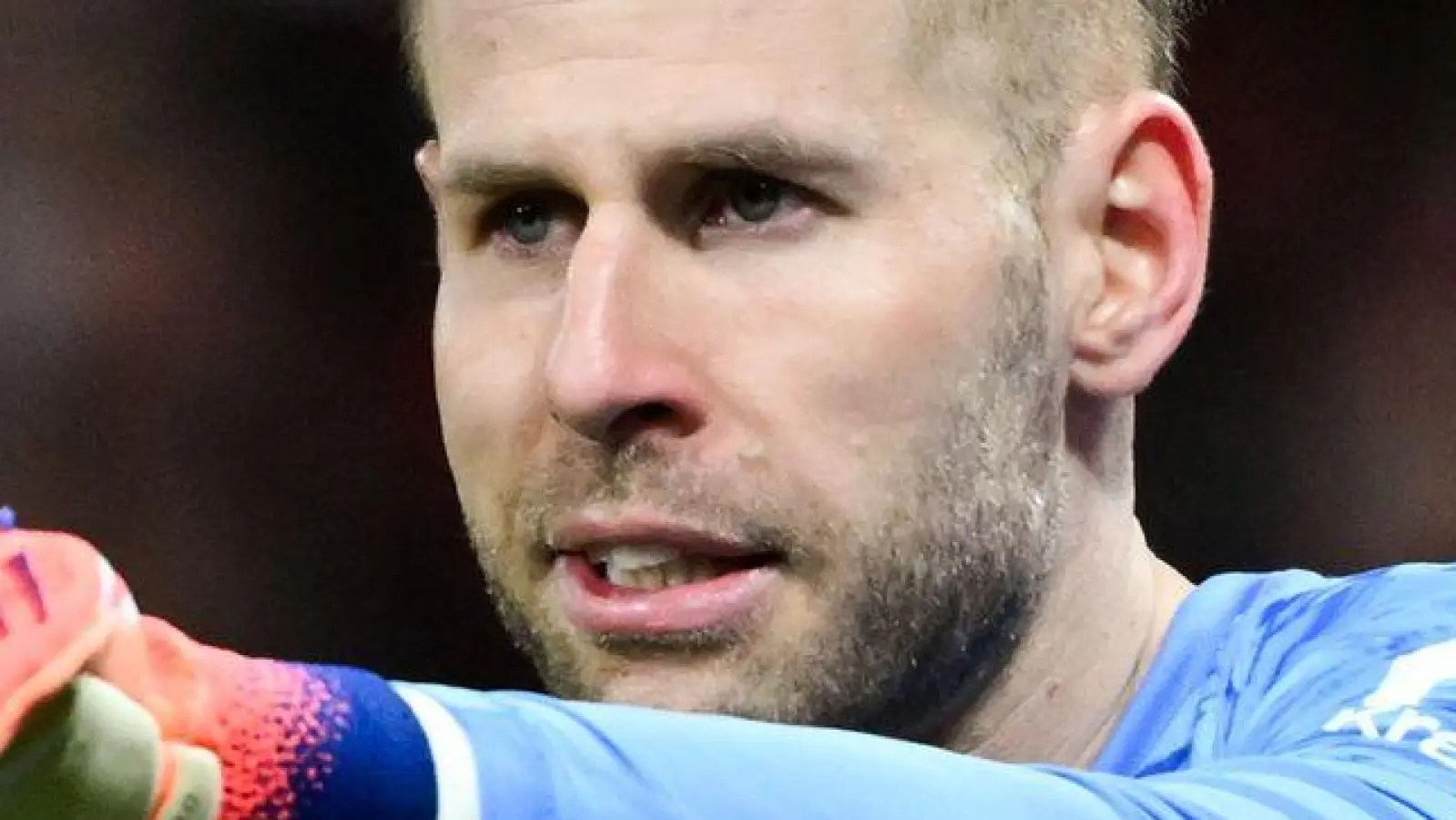 Torwart Peter Gulacsi könnte RB Leipzig kurzfristig in Richtung Spanien verlassen. (Archivbild) (Foto: Soeren Stache/dpa)