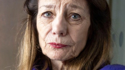 Schriftstellerin Ursula Krechel erhält den mit 50.000 Euro dotierten Büchner-Preis. (Foto: Helmut Fricke/dpa)