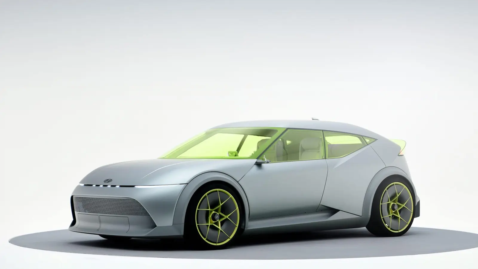 Mit dem Concept Three gibt Hyundai Ausblick auf einen kompakten Ioniq. (Foto: Hyundai/dpa-tmn)