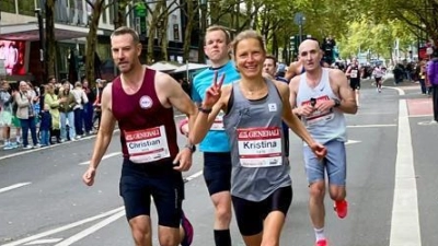Gut gelaunt: Kristina Höhn auf der Strecke in Köln. (Foto: Roland Höhn)