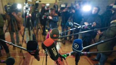 Der Angeklagte im „White Tiger“-Prozess ist in der Haft kurz vor Prozessbeginn verprügelt worden. (Foto: Marcus Brandt/dpa)