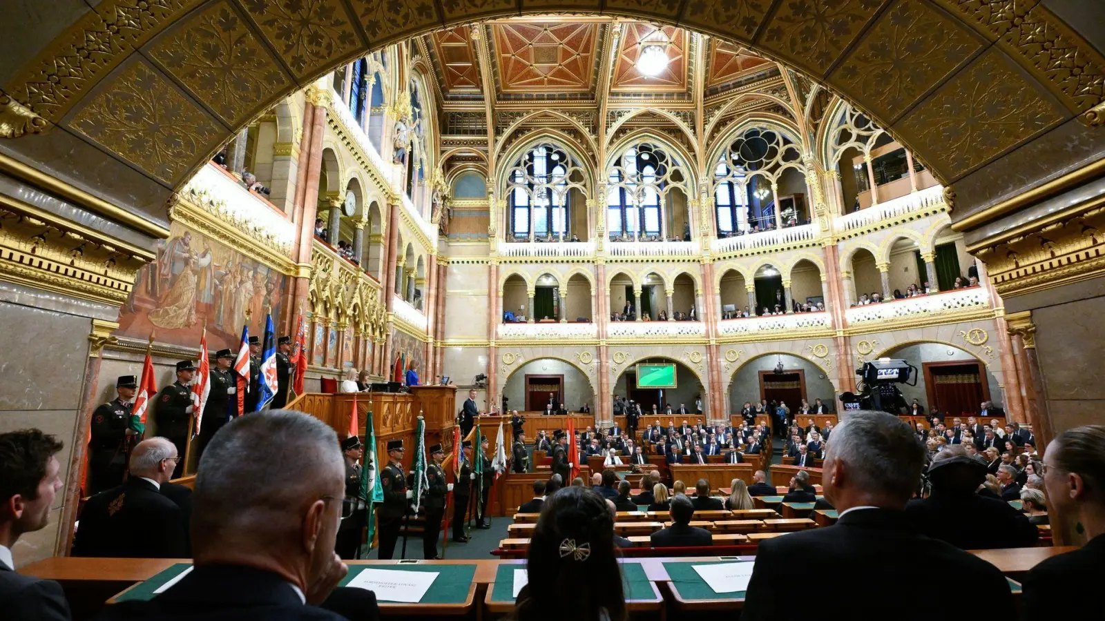 Ungarns neues Parlament hat den Austritt des Landes aus dem Internationalen Strafgerichtshof (IStGH) gestoppt. (Archivbild) (Foto: Boglarka Bodnar/MTI/AP/dpa)