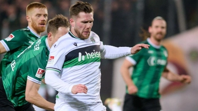 Torjäger Benjamin Källman brachte Hannover in Münster in Führung. (Foto: Bernd Thissen/dpa)