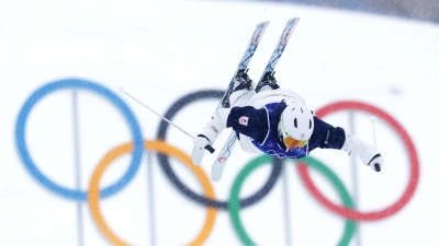 Olympia, Olympische Winterspiele Mailand Cortina 2026, Ski Freestyle, Finale, Parallel-Buckelpiste, Frauen, Hinako Tomitaka (Japan) in Aktion. (Foto: Oliver Weiken/dpa)