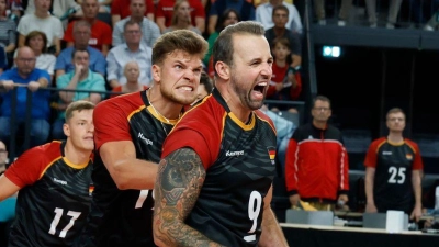 Das deutsche Team holte sich den ersten WM-Sieg. (Foto: Georg Wendt/dpa)