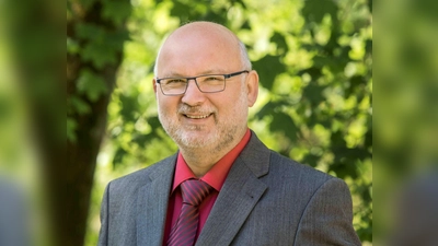 Rathauschef Fritz Priester freut sich auf Ihren Besuch! (Foto: Petra Kellner/Gemeinde)