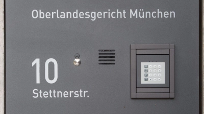 Verhandelt wurde im Hochsicherheitsgerichtssaal der Justizvollzugsanstalt München-Stadelheim nur rund 10 Minuten lang. (Archivbild) (Foto: Tobias Hase/dpa)