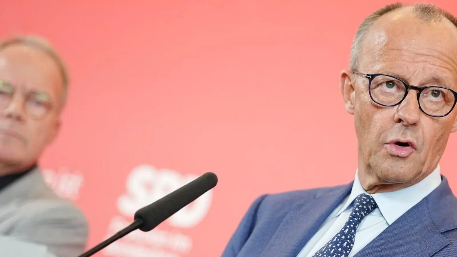 Merz war zuletzt vor seiner Wahl zum Kanzler bei der SPD-Bundestagsfraktion zu Gast. (Foto: Kay Nietfeld/dpa)