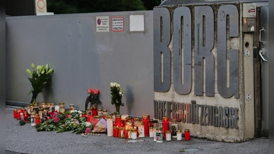 Nach dem Amoklauf von Graz verschärft Österreich das Waffenrecht. (Archivbild) (Foto: Heinz-Peter Bader/AP/dpa)