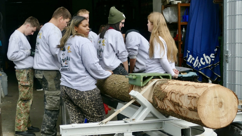 Auch in diesem Jahr wird der Kirchweihbaum aufgestellt.  (Foto: Helmut Meixner)