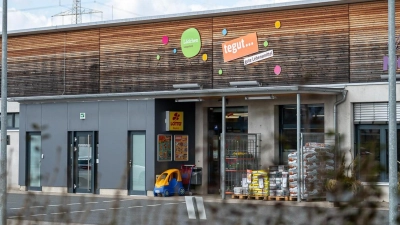 Noch bis Ende des Jahres voraussichtlich wird der Langenfelder Dorfladen hauptsächlich von Tegut bestückt. Der Hauptlieferant wird nach den Verhandlungen wechseln.  (Foto: Mirko Fryska)