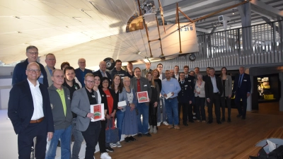 Mit der Spendengala im Gustav-Weißkopf-Museum Leutershausen verfolgte die Sparkasse Ansbach gemeinnützige Zwecke und förderte gleichzeitig eine Kultureinrichtung, die Besucher zum Staunen bringt. (Foto: Silvia Schäfer)