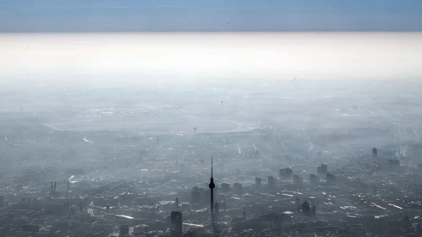 Keine gute Aussicht für Berlin: Touristisch gilt die Stadt nicht mehr als Trendziel. (Archivbild) (Foto: Federico Gambarini/dpa)