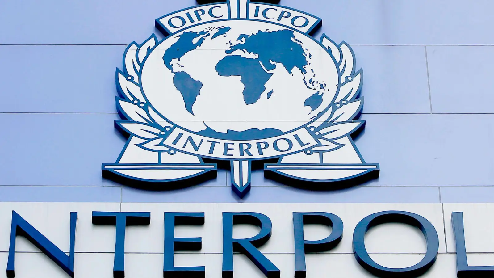 Interpol warnt vor Nitazenen, starken synthetischen Opioiden. (Archivbild) (Foto: Wallace Woon/EPA FILE/dpa)