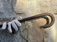 Ist die Handschuhzeit vorbei? - gesehen in Rothenburg (Foto: Hans-Martin Huber)