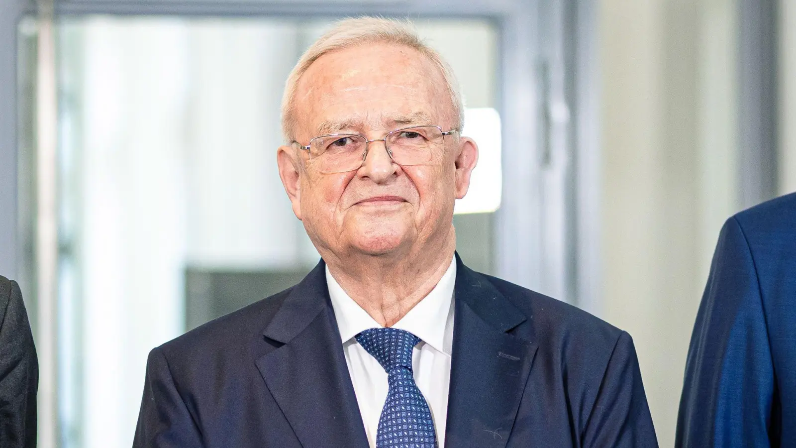 Ist Ex-Volkswagenchef Martin Winterkorn ab Februar wieder fit für einen Prozess? (Archivbild) (Foto: Moritz Frankenberg/dpa)