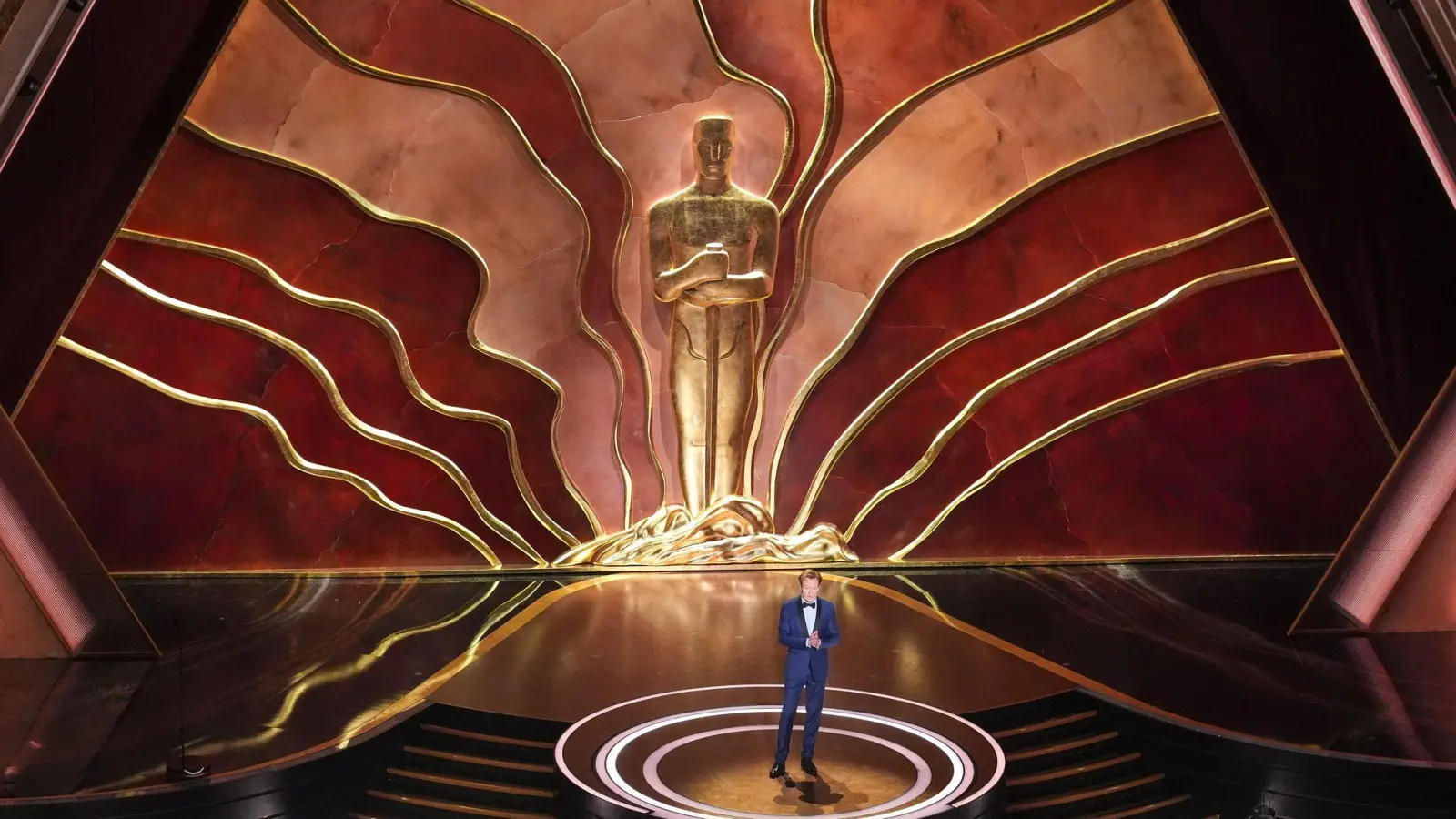 Conan O&#39;Brien moderierte die Oscarverleihung im Dolby Theatre in Hollywood. (Foto: Chris Pizzello/Invision/AP/dpa)