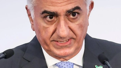 Der Sohn des gestürzten Schahs, Reza Pahlavi, drängt auf einen Sturz der Staatsführung im Iran. (Archivbild) (Foto: Thomas Padilla/AP/dpa)