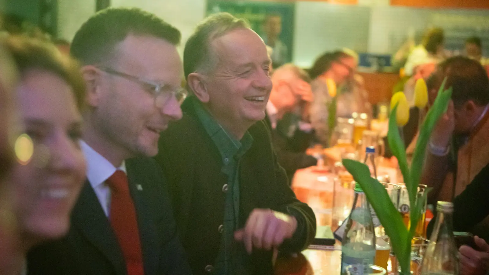 Oberbürgermeister Thomas Deffner kann über die Witze auf seine Kosten sehr gut lachen. (Foto: Evi Lemberger)