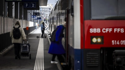 Siemens liefert Züge in die Schweiz (Symbolbild) (Foto: Michael Buholzer/KEYSTONE/dpa)