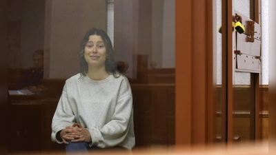 Doppelstaatlerin Xenia Karelina war in Russland zu zwölf Jahren Haft verurteilt worden. (Archivbild) (Foto: Uncredited/AP/dpa)