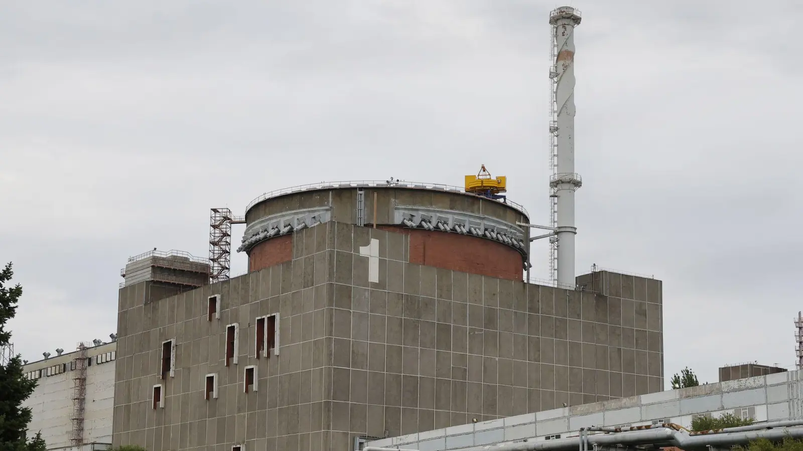 Das ukrainische Atomkraftwerk Saporischschja steht seit fast vier Jahren unter russischer Kontrolle und befindet sich nahe der Frontlinie. (Archivbild) (Foto: Victor/Xinhua/dpa)