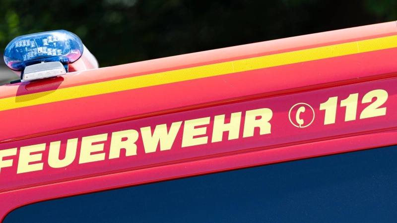 Das Feuer war am Dienstag nach einer Rauchmeldung entdeckt worden. (Symbolbild) (Foto: Michael Matthey/dpa)