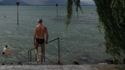 Sommerliche Hitze trifft vor allem im Süden Bayerns in den kommenden Tagen auf eine wachsende Gefahr von Unwettern. Auch im Norden des Freistaates kann es aber örtlich zu Unwettern kommen. (Archivbild vom Sonntag) (Foto: Karl-Josef Hildenbrand/dpa)