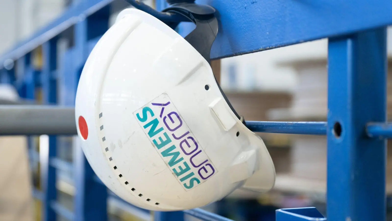 Nach Jahren der Krise ist Siemens Energy auf dem Weg zu einem sehr soliden Jahr. (Foto: Sebastian Kahnert/dpa)