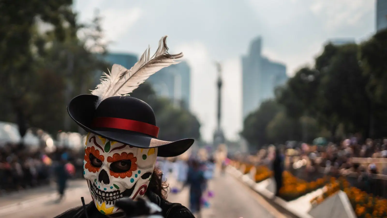 Es ist ein besonderer Tag in Mexiko - auch die Formel 1 spürt das. (Archivbild) (Foto: Felix Marquez/dpa)