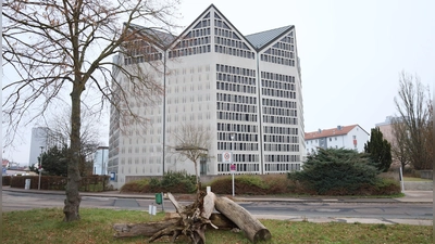 Bauten wie die Christkönigskirche im Rügländer Viertel stehen symptomatisch für den Bau von Kirchen in der Nachkriegszeit. Der Kunstverein widmet dem Thema einen Vortrag. (Foto: Alexander Biernoth)