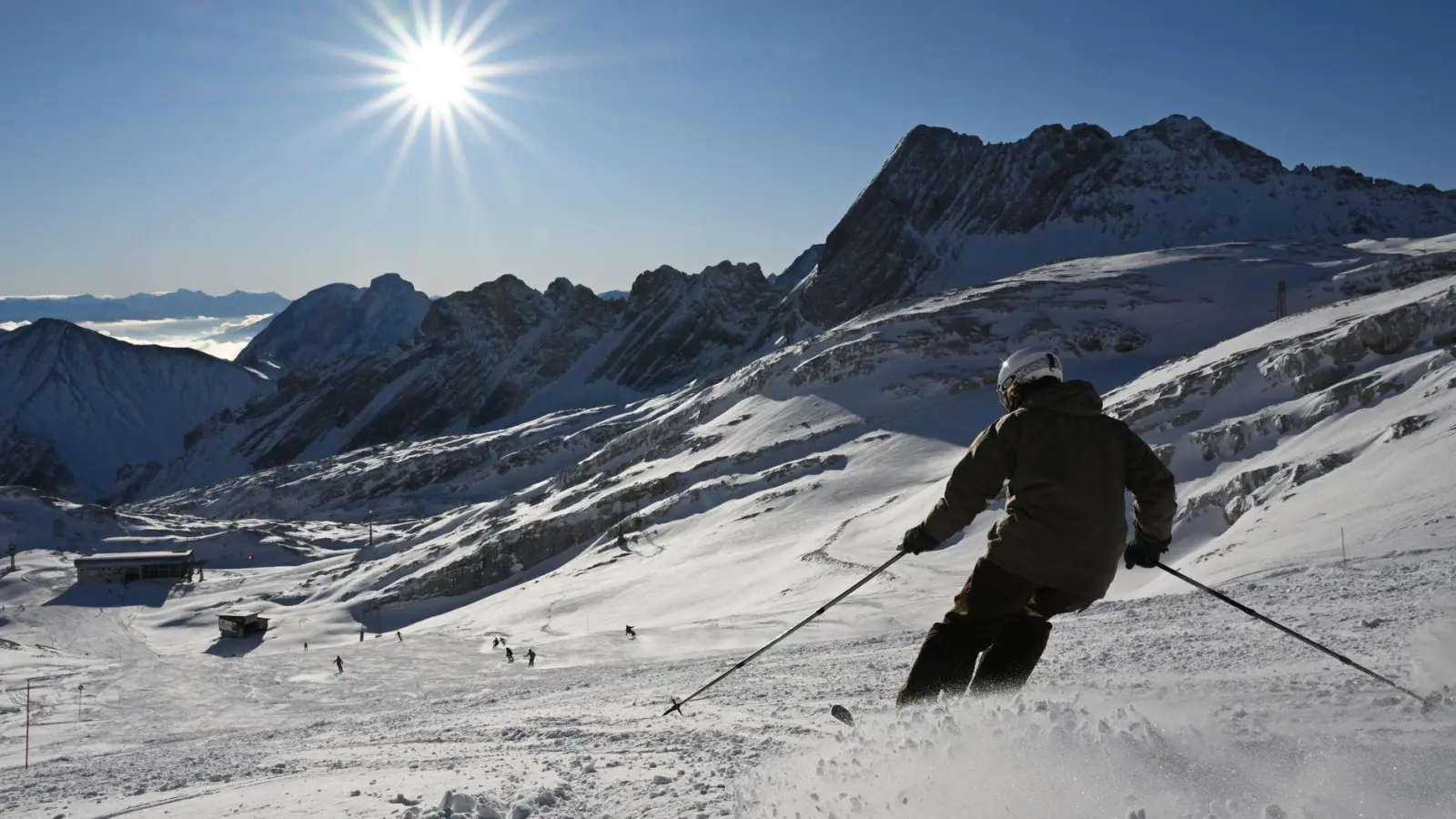 Wenn die Wolken abziehen, soll es am Samstag sonnig werden. (Symbolbild) (Foto: Angelika Warmuth/dpa)