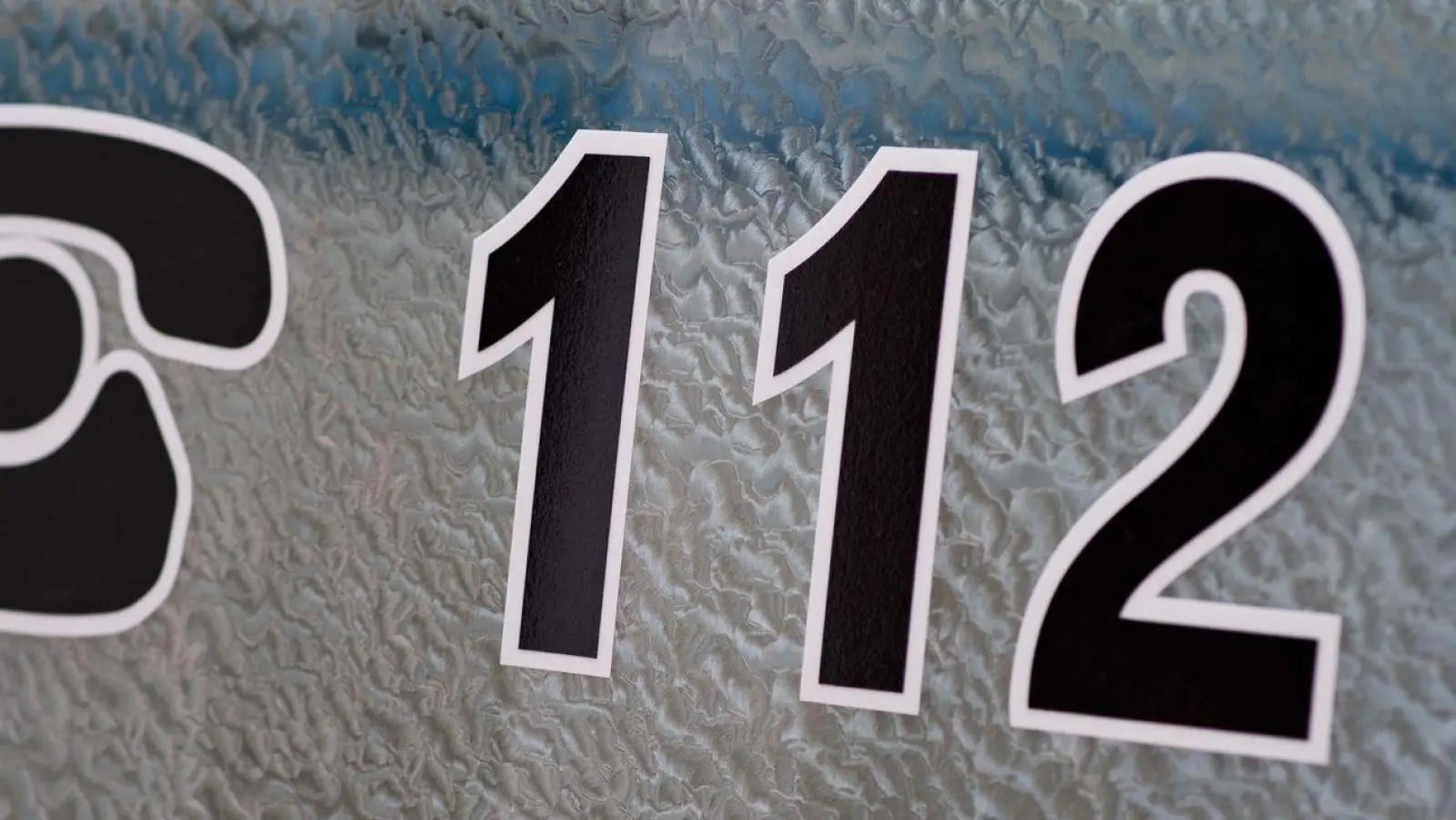 Der Rettungsdienst wurde alarmiert. (Symbolbild) (Foto: David-Wolfgang Ebener/dpa)