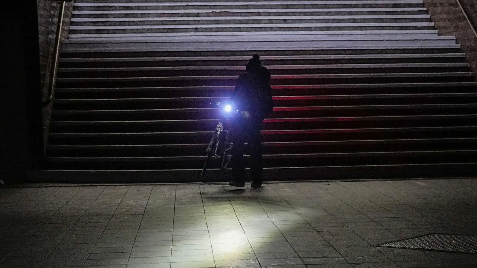 100.000 Menschen waren von dem Stromausfall in Berlin betroffen. (Foto: Michael Kappeler/Dpa/dpa)