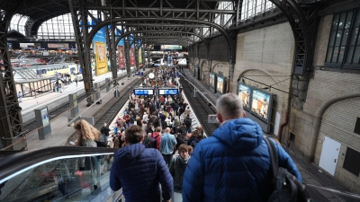 Im Fernverkehr kommt es zu Einschränkungen.  (Foto: Marcus Brandt/dpa)