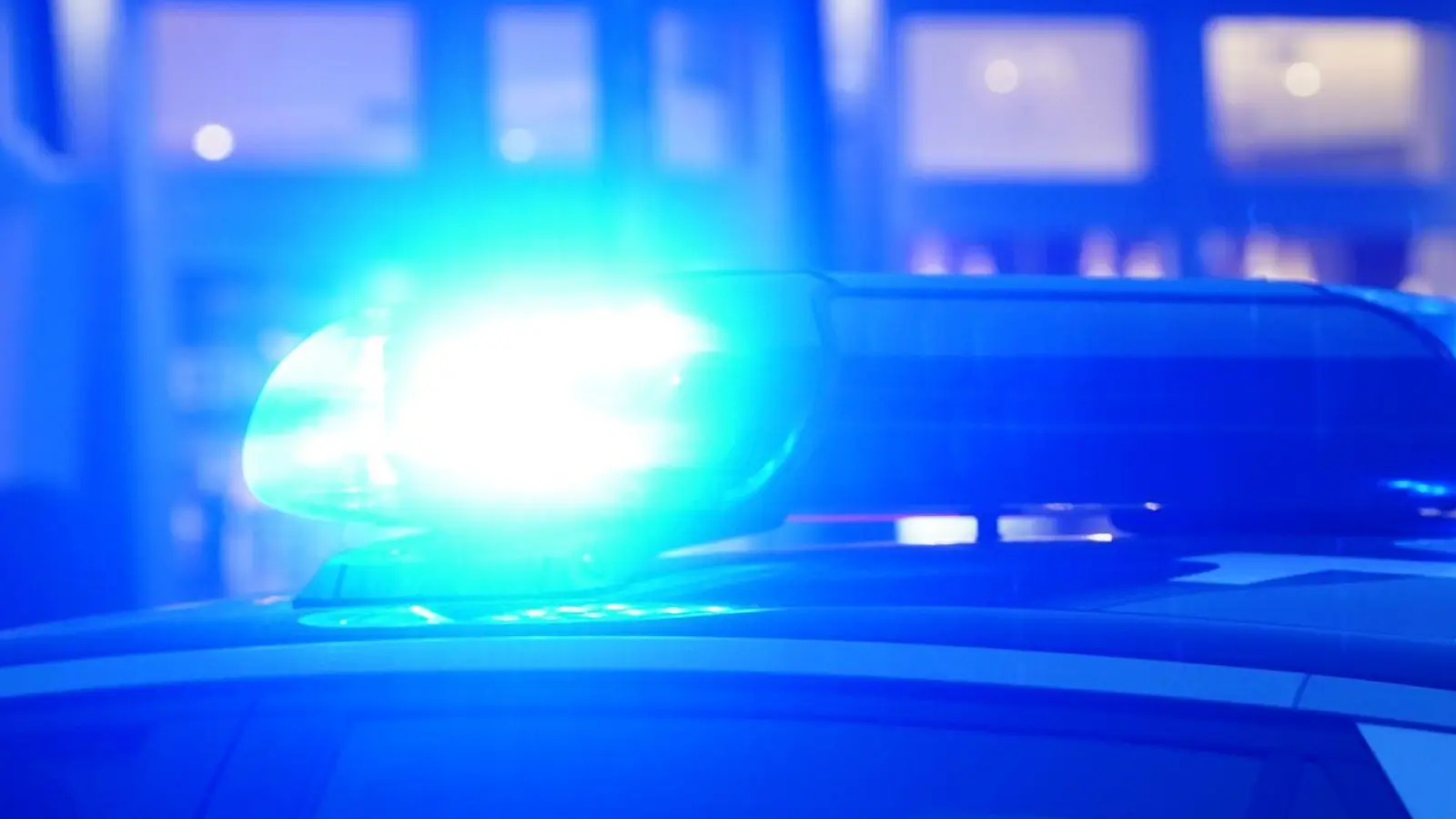 Der Einsatz der Polizei lief am Abend noch. (Symbolbild) (Foto: Marcus Brandt/dpa)