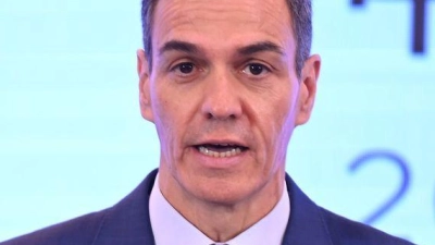 Sánchez wies in China die Kritik an der Maßnahme zurück. (Foto: Johannes Neudecker/dpa)