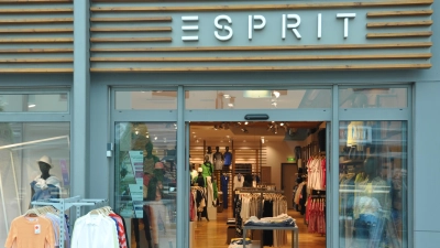 Der Esprit-Laden im Brücken-Center in Ansbach ist seit 2022 mit ausschließlich Frauen-Bekleidung an dieser Stelle beheimatet.  (Foto: Jonas Volland)