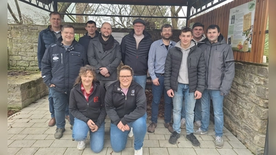 Diese Kandidatinnen und Kandidaten wollen in den Hemmersheimer Gemeinderat. (Foto: Petra Breunig)