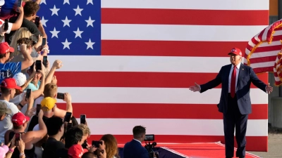 Trump hat innenpolitisch einen wichtigen Erfolg erzielt.  (Foto: Charlie Neibergall/AP/dpa)
