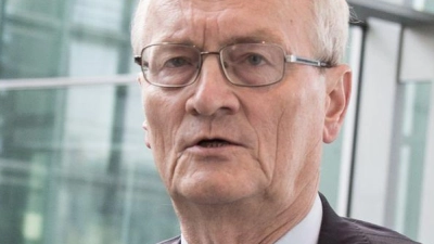 Es-BND-Präsident Hanning wurde festgenommen (Foto: Michael Kappeler/dpa)