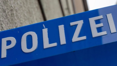 Die Polizei hat die Ermittlungen aufgenommen. (Symbolbild) (Foto: Peter Kneffel/dpa)