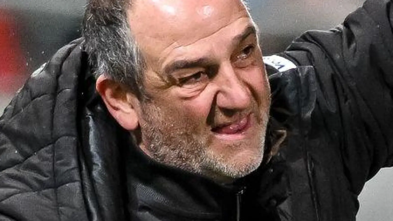 Frank Schmidt stand kurz vor einem Sieg gegen Stuttgart. (Foto: Harry Langer/dpa)